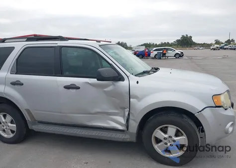 2011 Ford Escape Xlt from USA, damaged, VIN 1FMCU0D74BKA87669